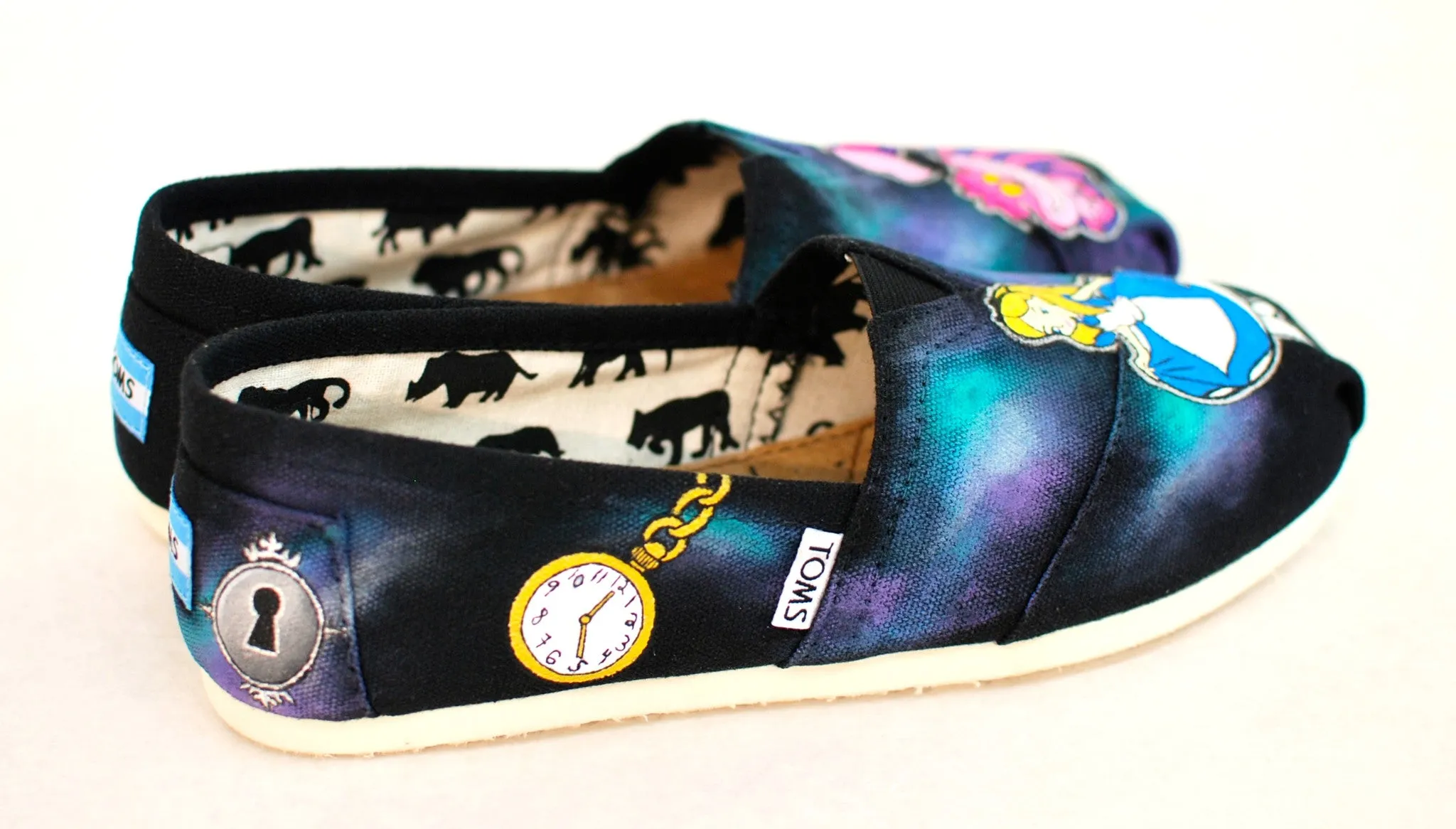 Alice in Wonderland Toms shoes