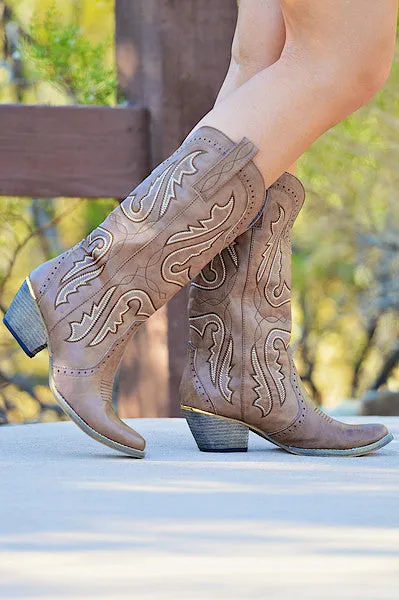 Cowboy Take Me Away Boots-Taupe