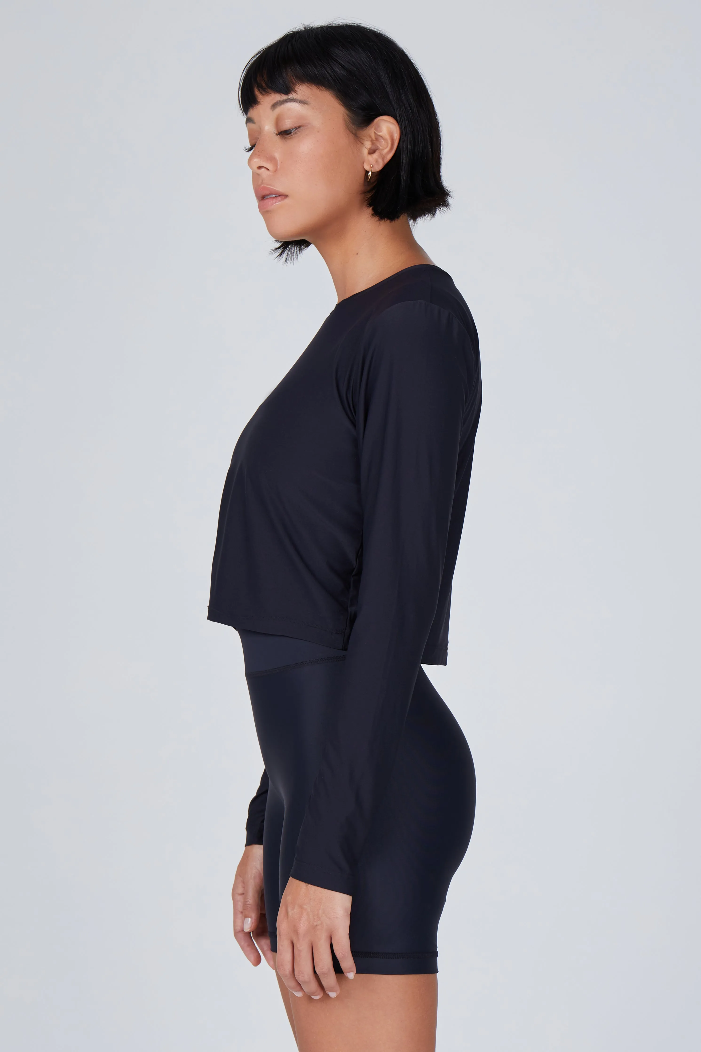 Elin Ultra Lightweight Long Sleeve Crop | Recycled Nylon | Black