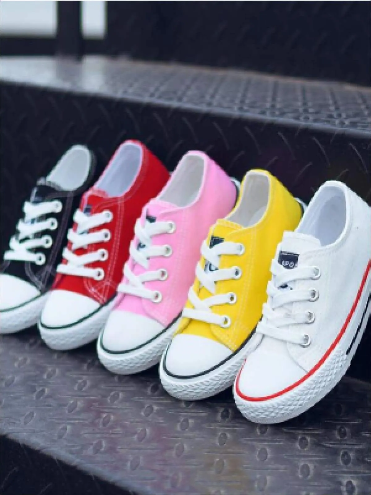 Girls Casual Low Top Canvas Sneakers By Liv and Mia