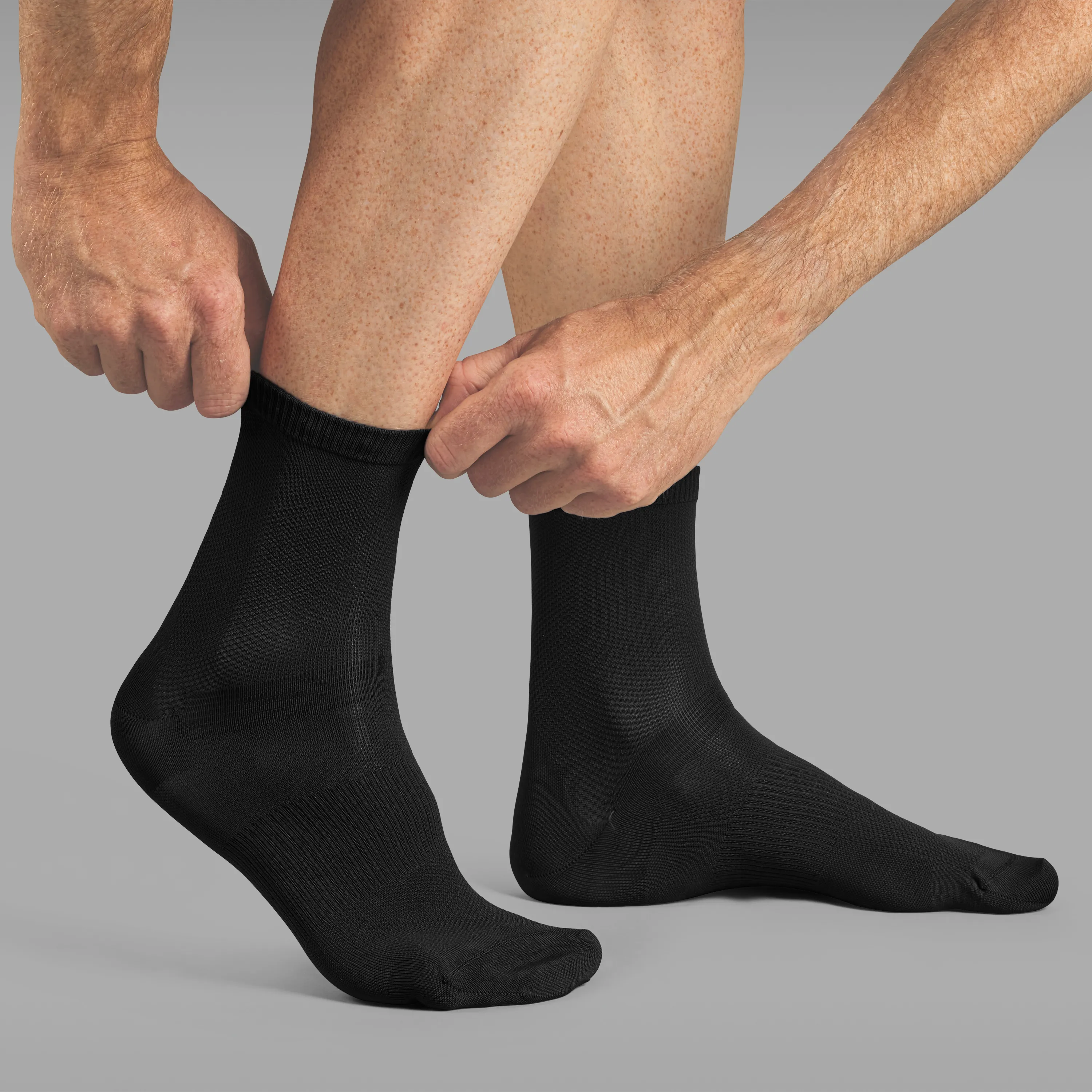 Gripgrab Lightweight Airflow Short Socks Black | Buy Gripgrab Lightweight Airflow Short Socks Black here | Outnorth