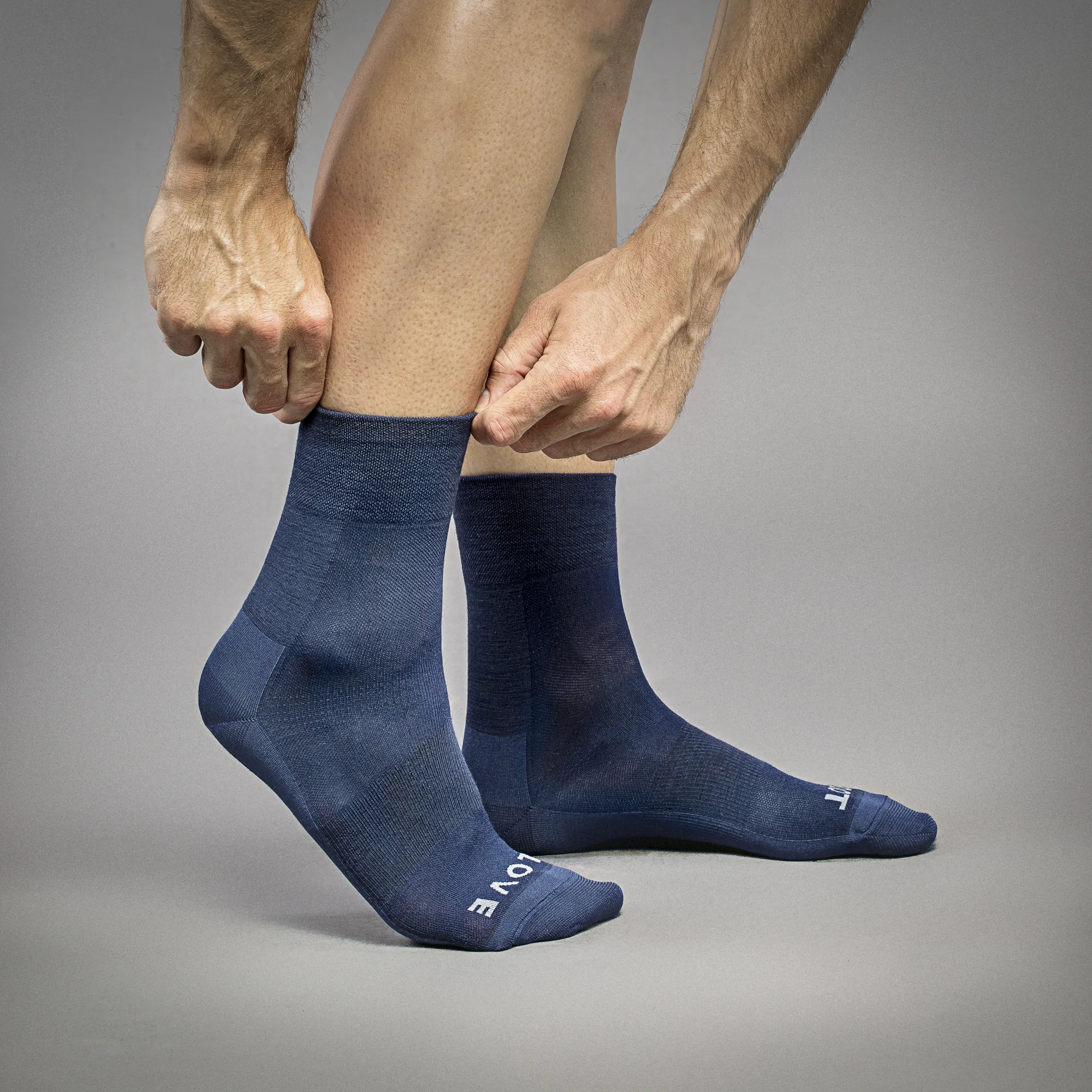 Gripgrab Merino Lightweight SL Sock Navy | Buy Gripgrab Merino Lightweight SL Sock Navy here | Outnorth