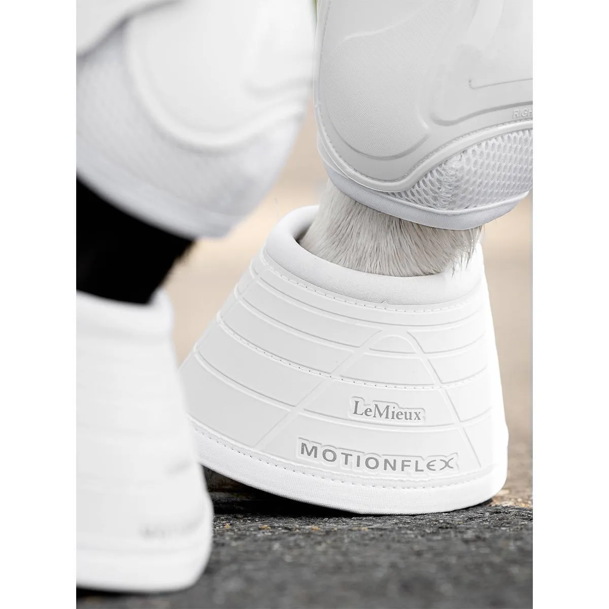 LeMieux Motionflex Over Reach Boot