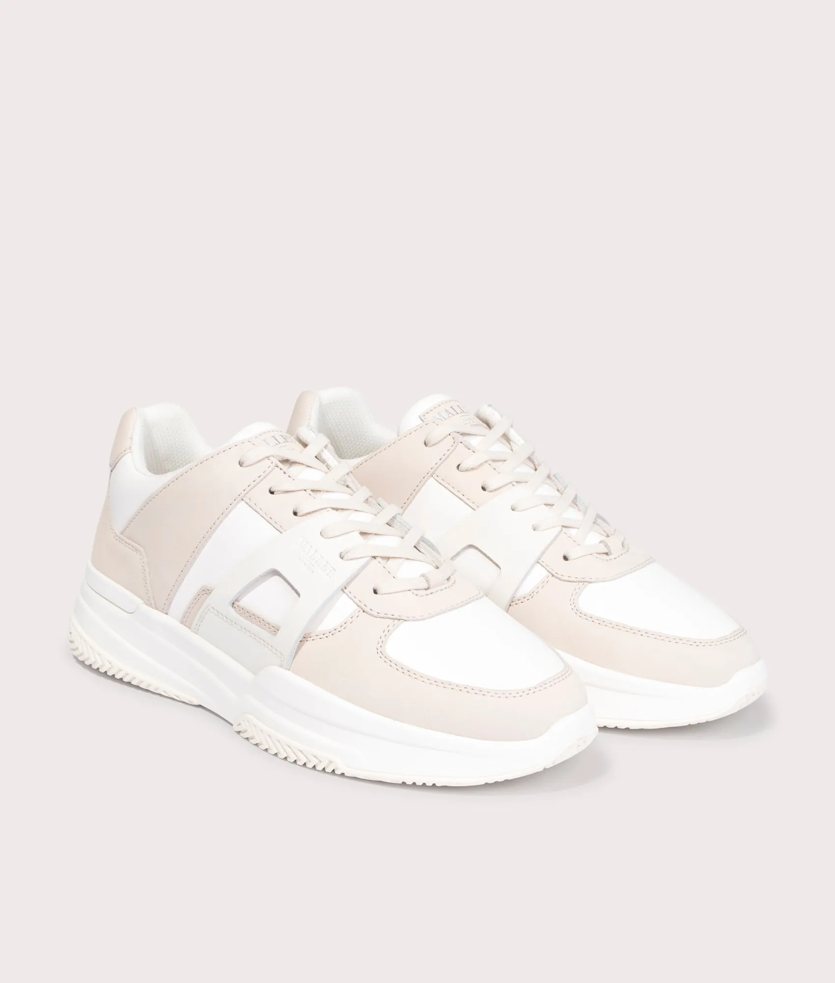 Marquess Sneakers