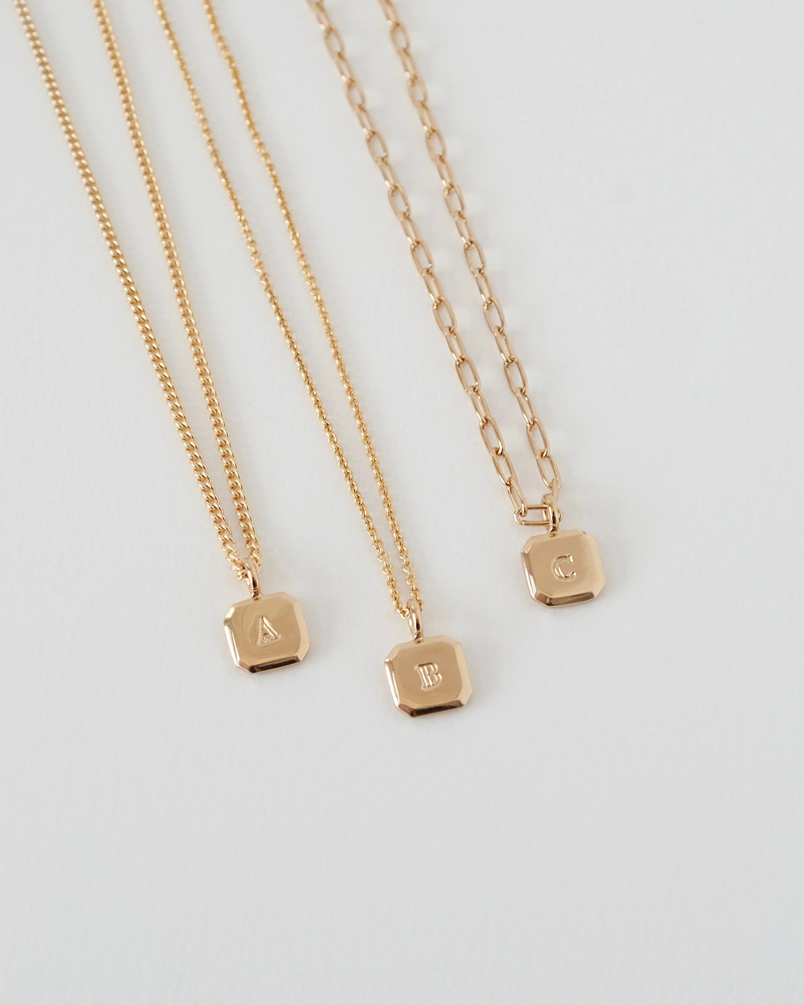 MISFIT NECKLACE