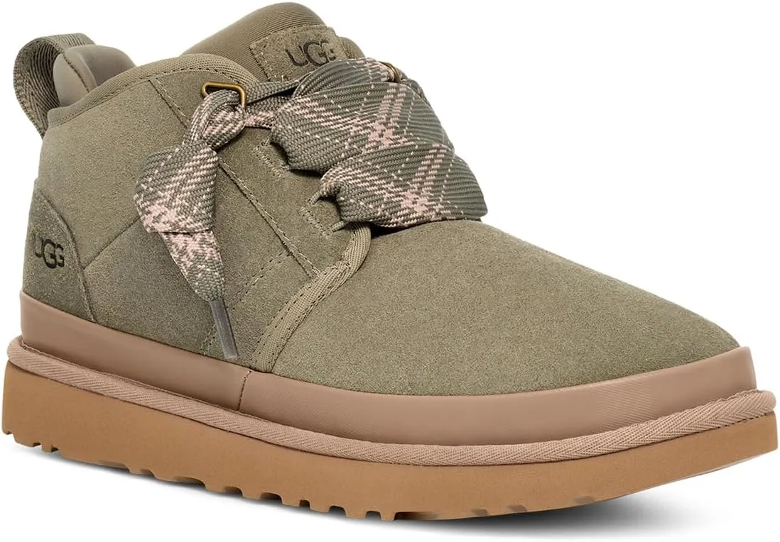 Neumel FT UGG Boots in Moss Green Suede