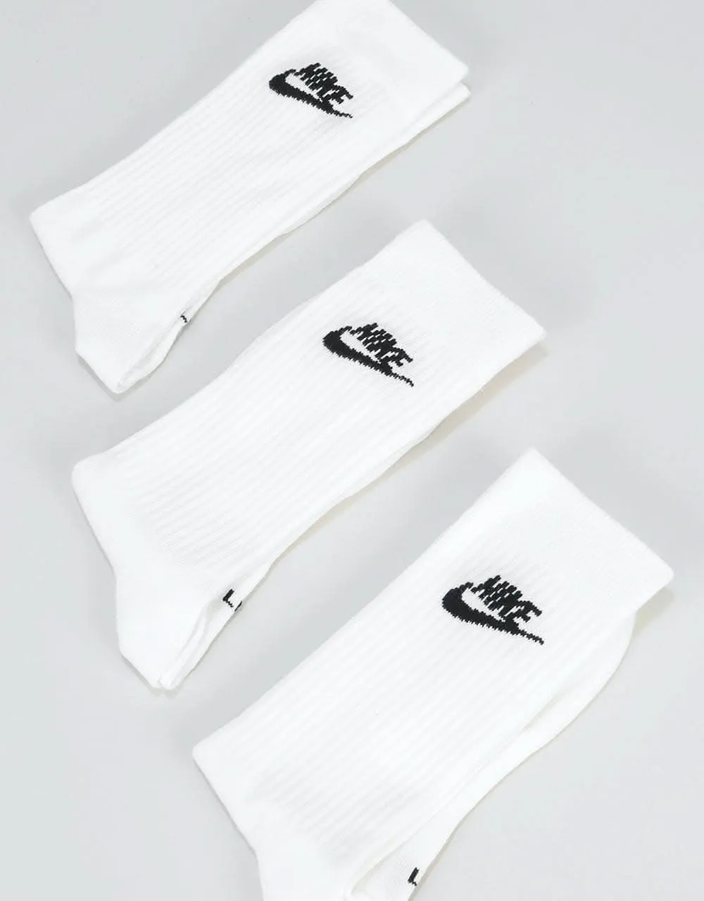 Nike SB Essential Crew Socks 3 Pack - White/Black