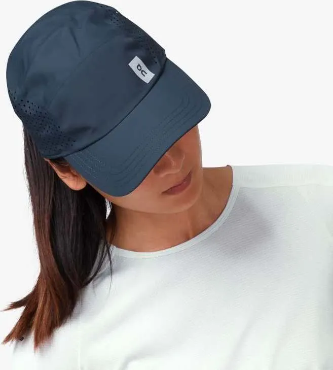 On Lightweight Cap Navy | Buy On Lightweight Cap Navy here | Outnorth