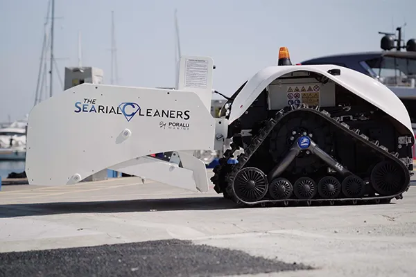 Searial Cleaners BeBot - Beach Cleaning Robot