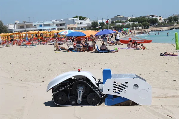 Searial Cleaners BeBot - Beach Cleaning Robot