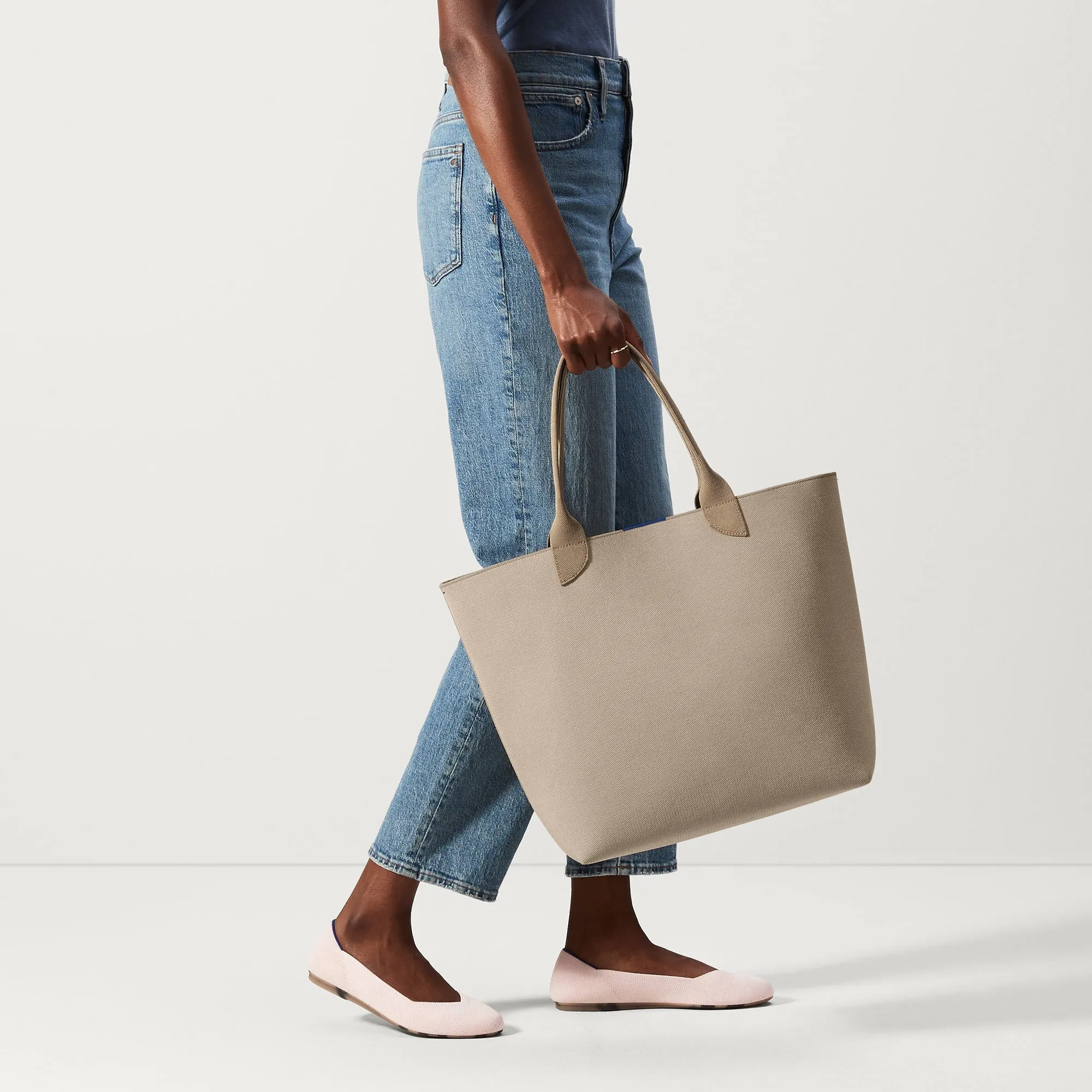 The Lightweight Tote - Soft Sesame