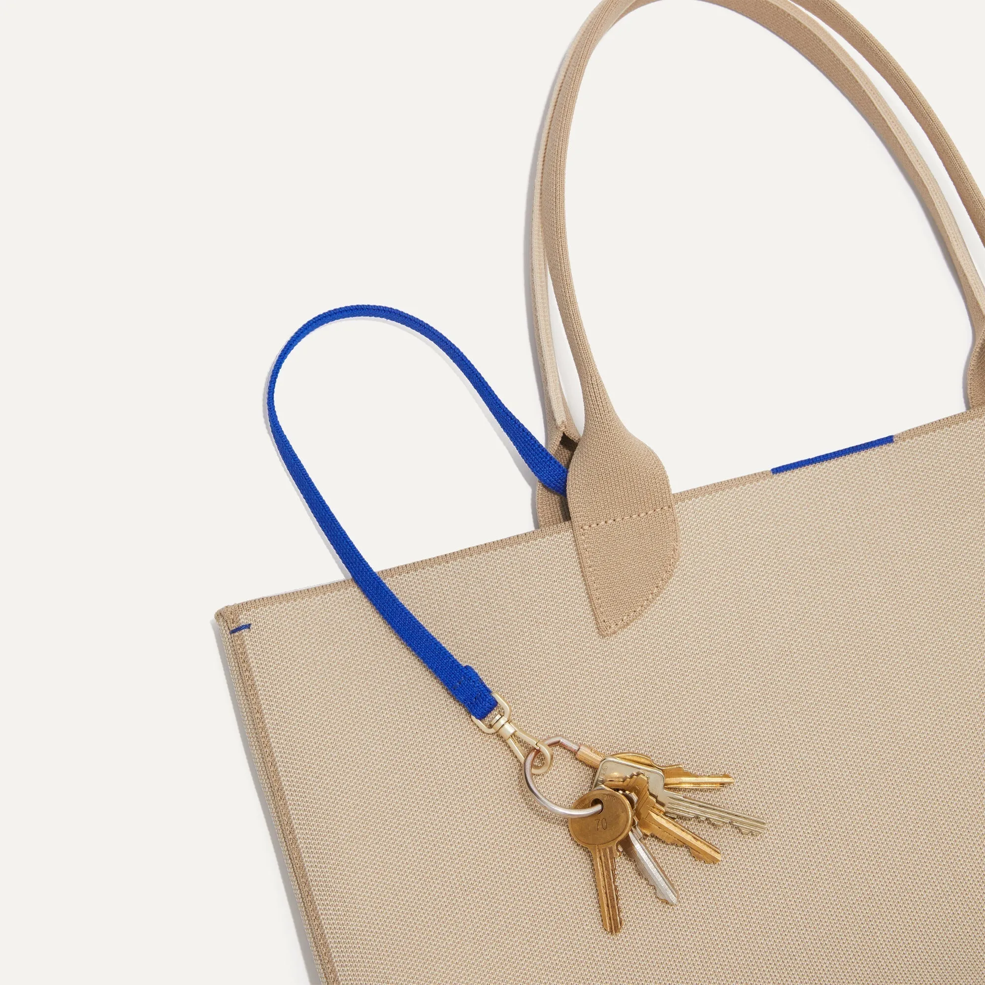 The Lightweight Tote - Soft Sesame