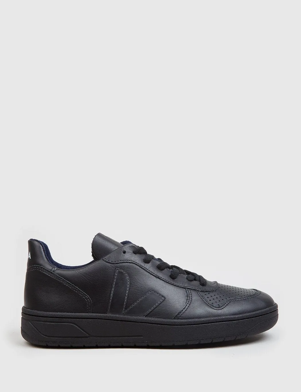 Veja V-10 Leather Trainers - Black