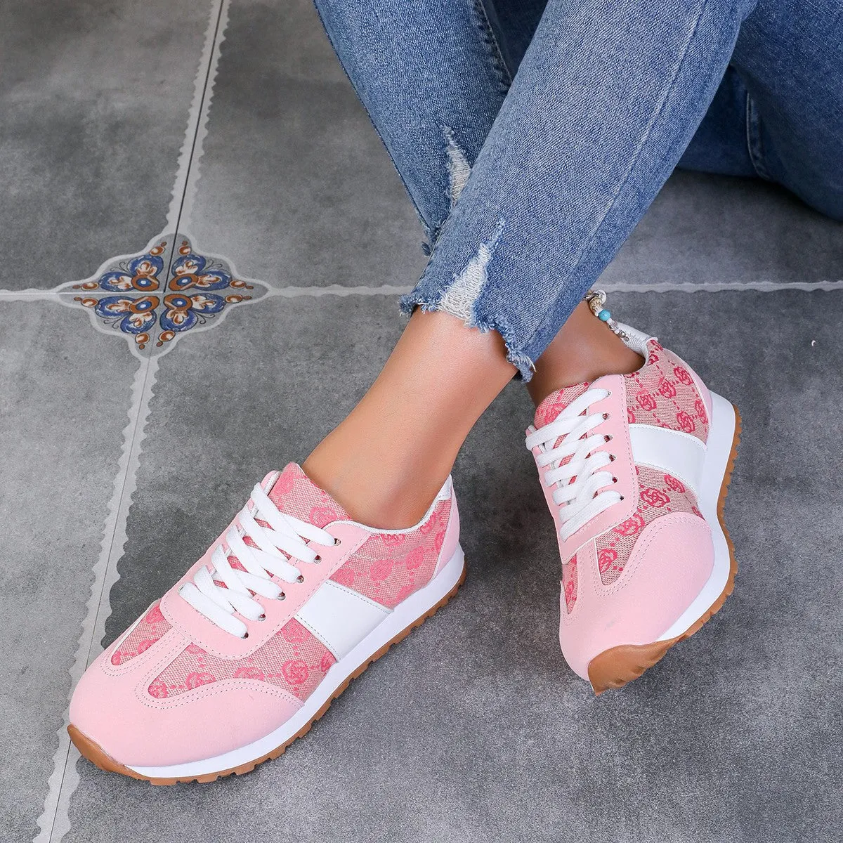 Women's Round Toe Flat Sneakers