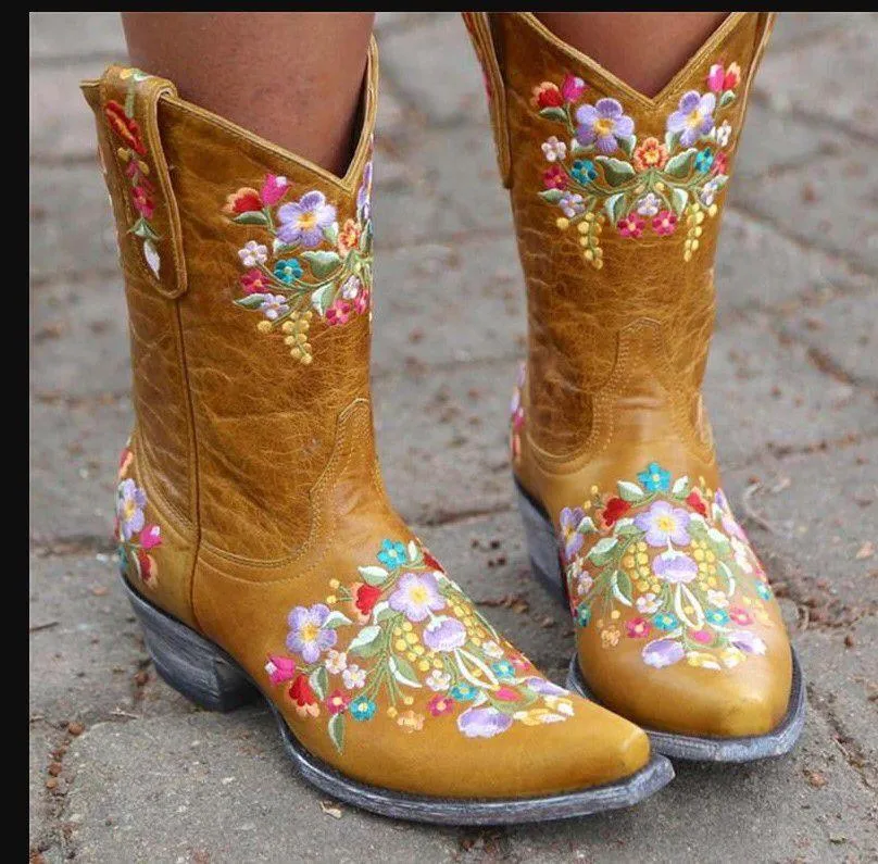 Women's vintage flower embroidery ankle high cowboy boots pointed toe chunky low heel boots